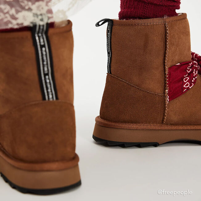 Sharky Mini Bandana, CHESTNUT, hi-res