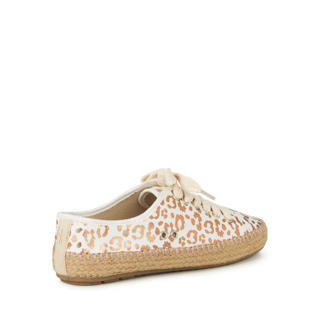 Agonis, WHITE LEOPARD, hi-res