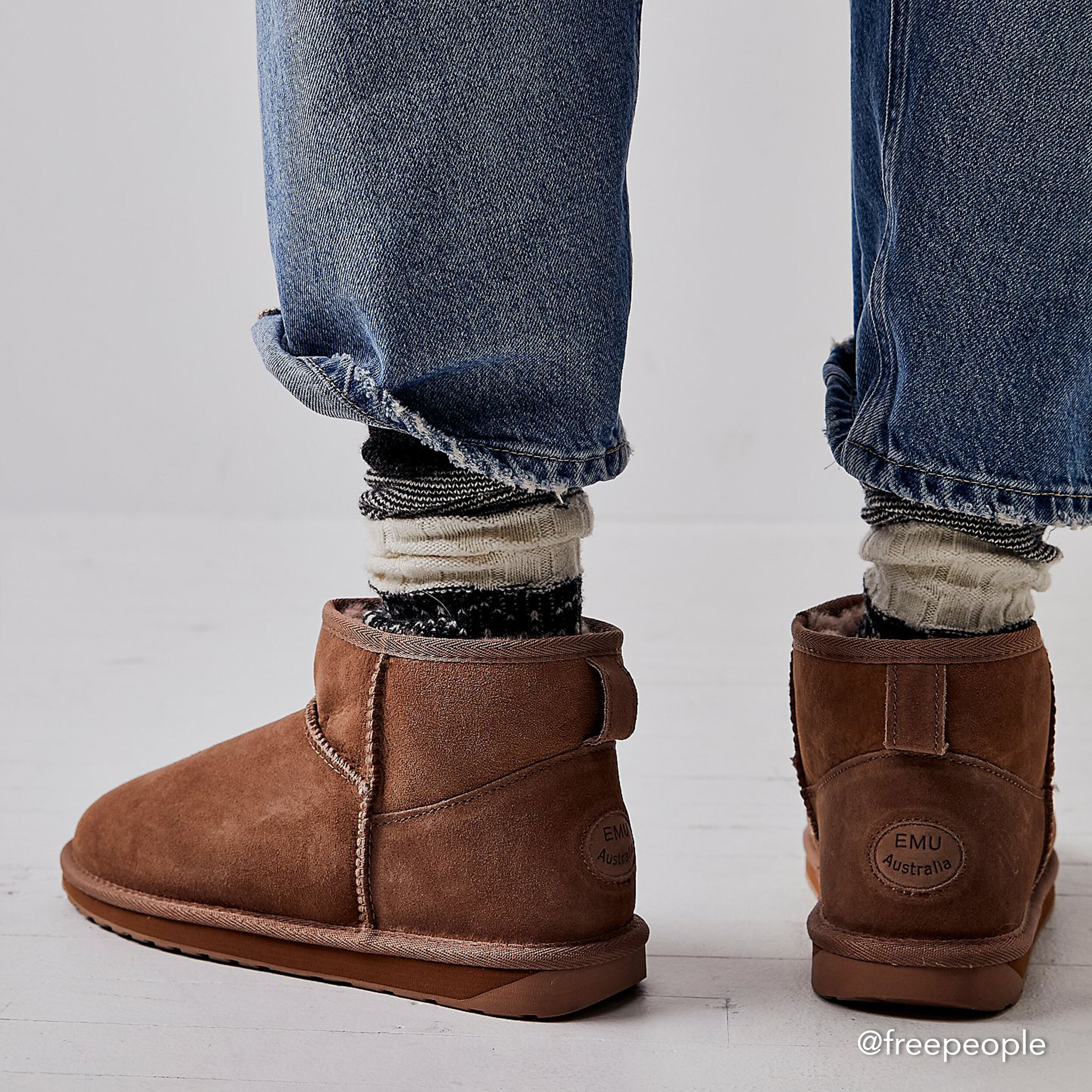 Is emu boots by ugg boots store