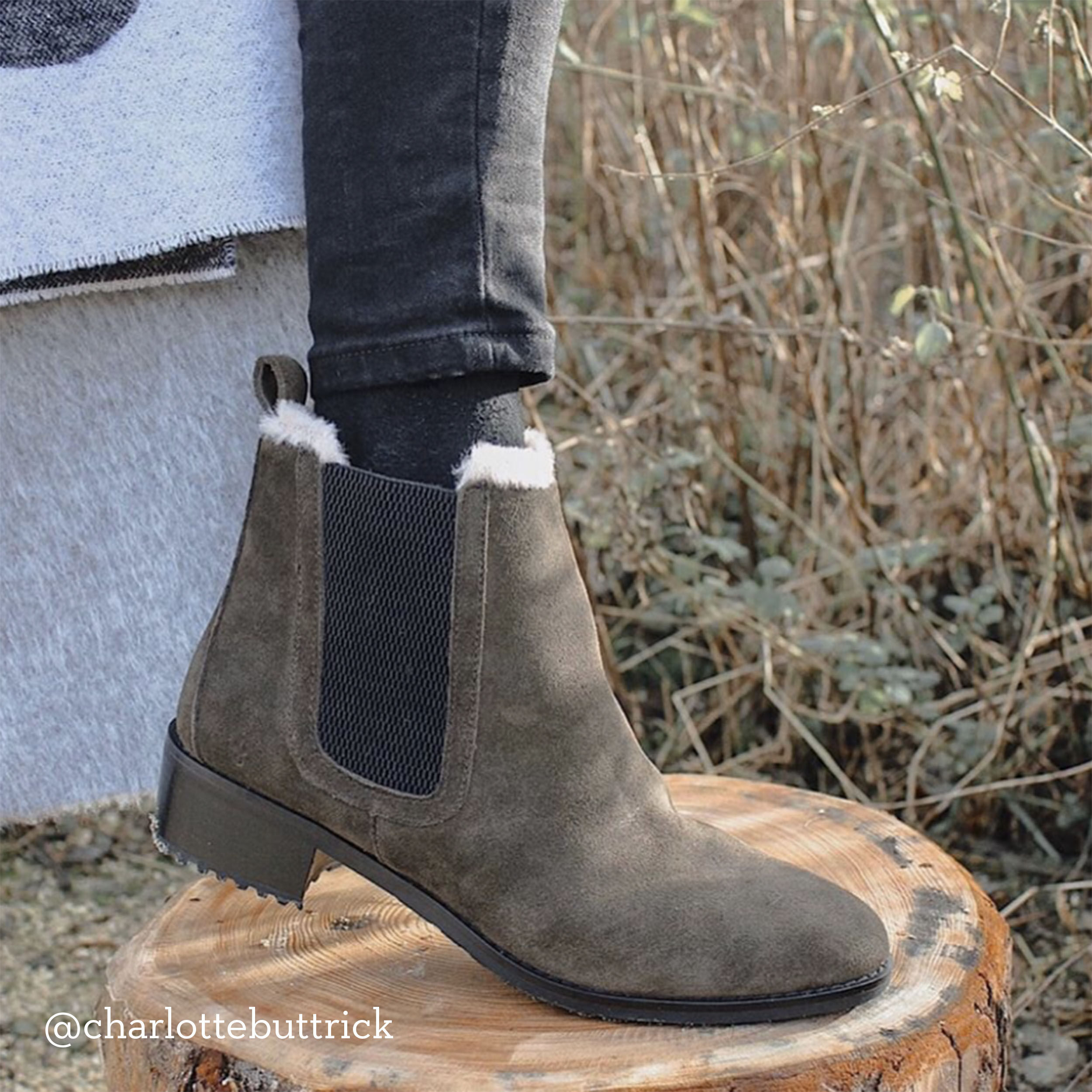 Emu sale chelsea boots