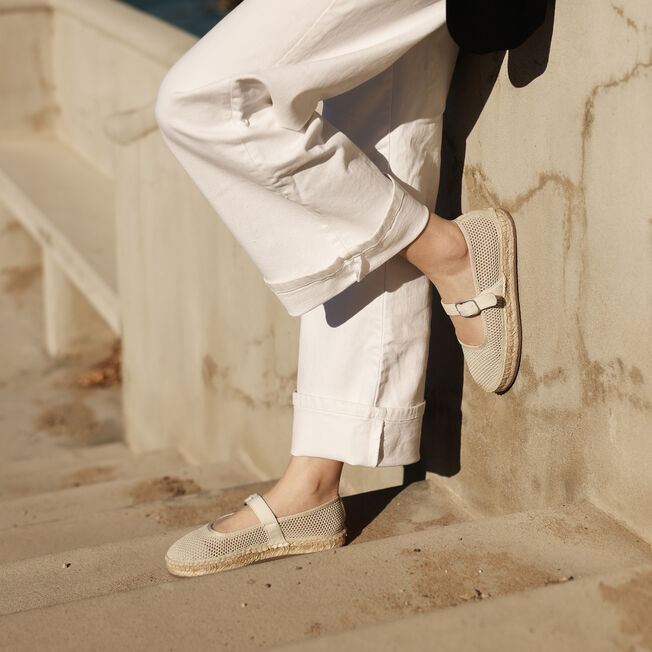 Tess, NATURAL, hi-res