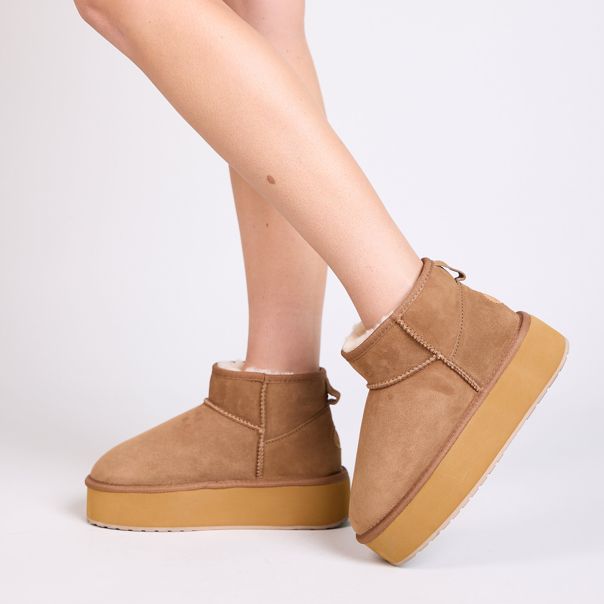 ランキングや新製品 Stinger Micro Flatform - emuUS 靴