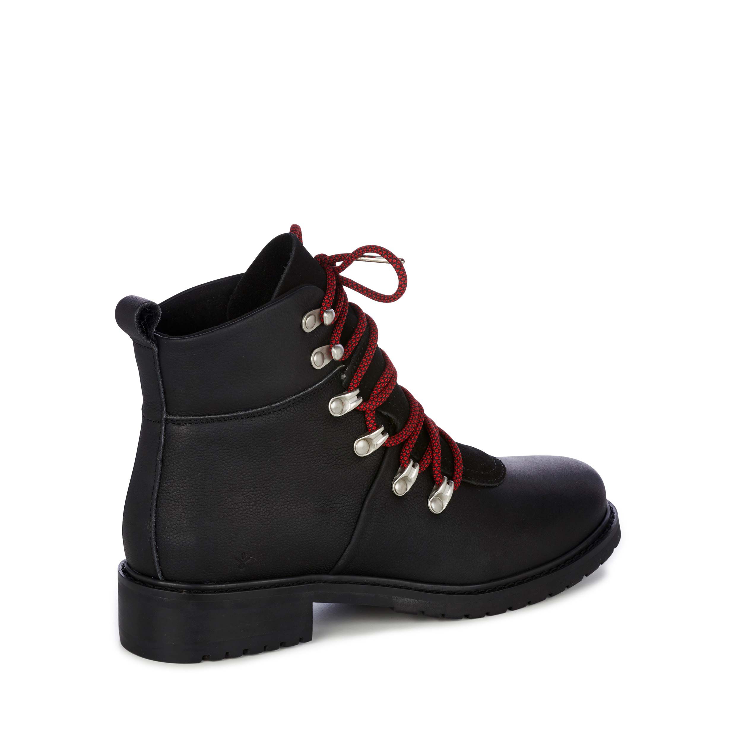 Emu hiking boots deals