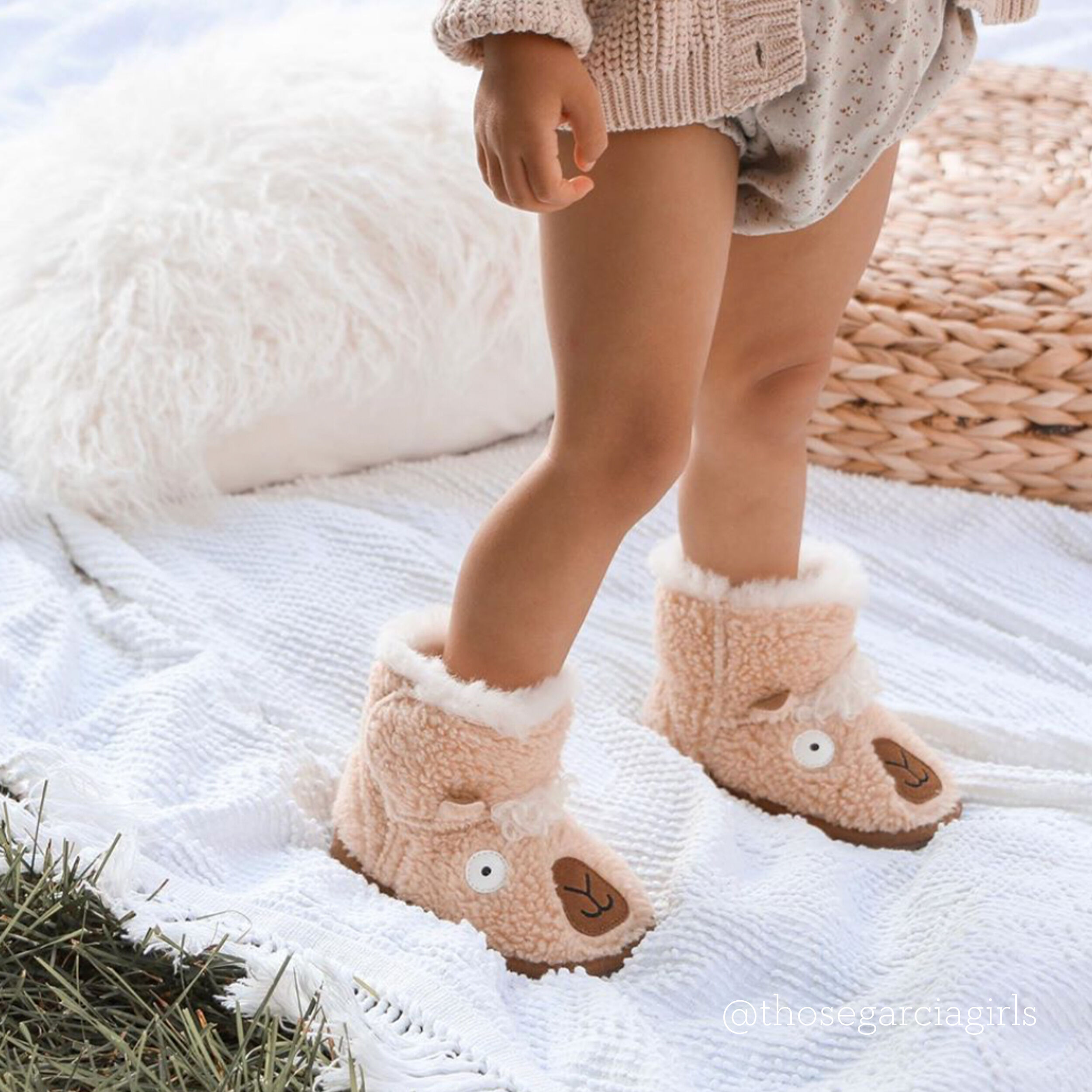 Llama slipper boots hotsell