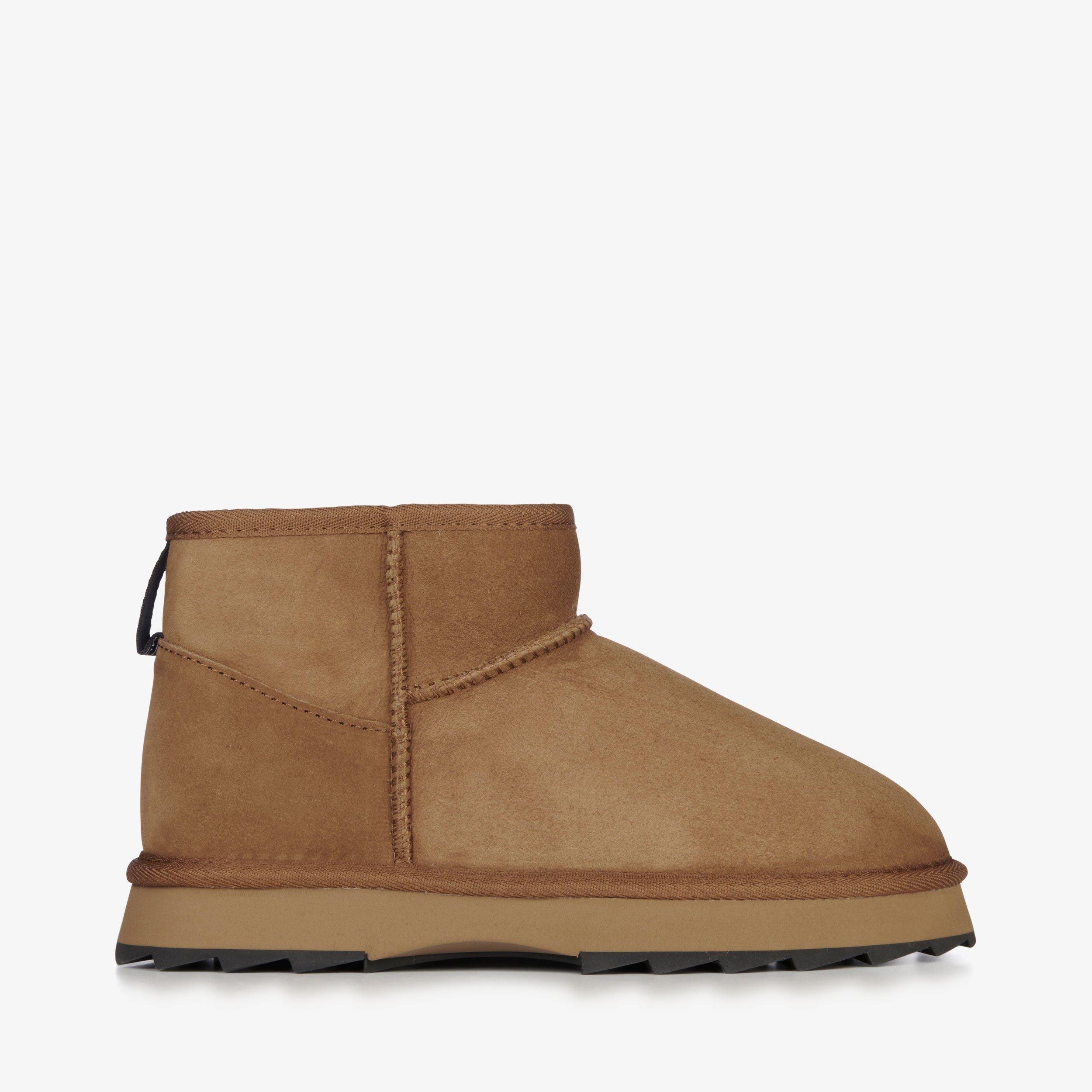 CHESTNUT/BLACK
